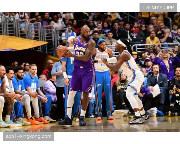 雷霆击败湖人完成赛季双杀巩固西部榜首位置